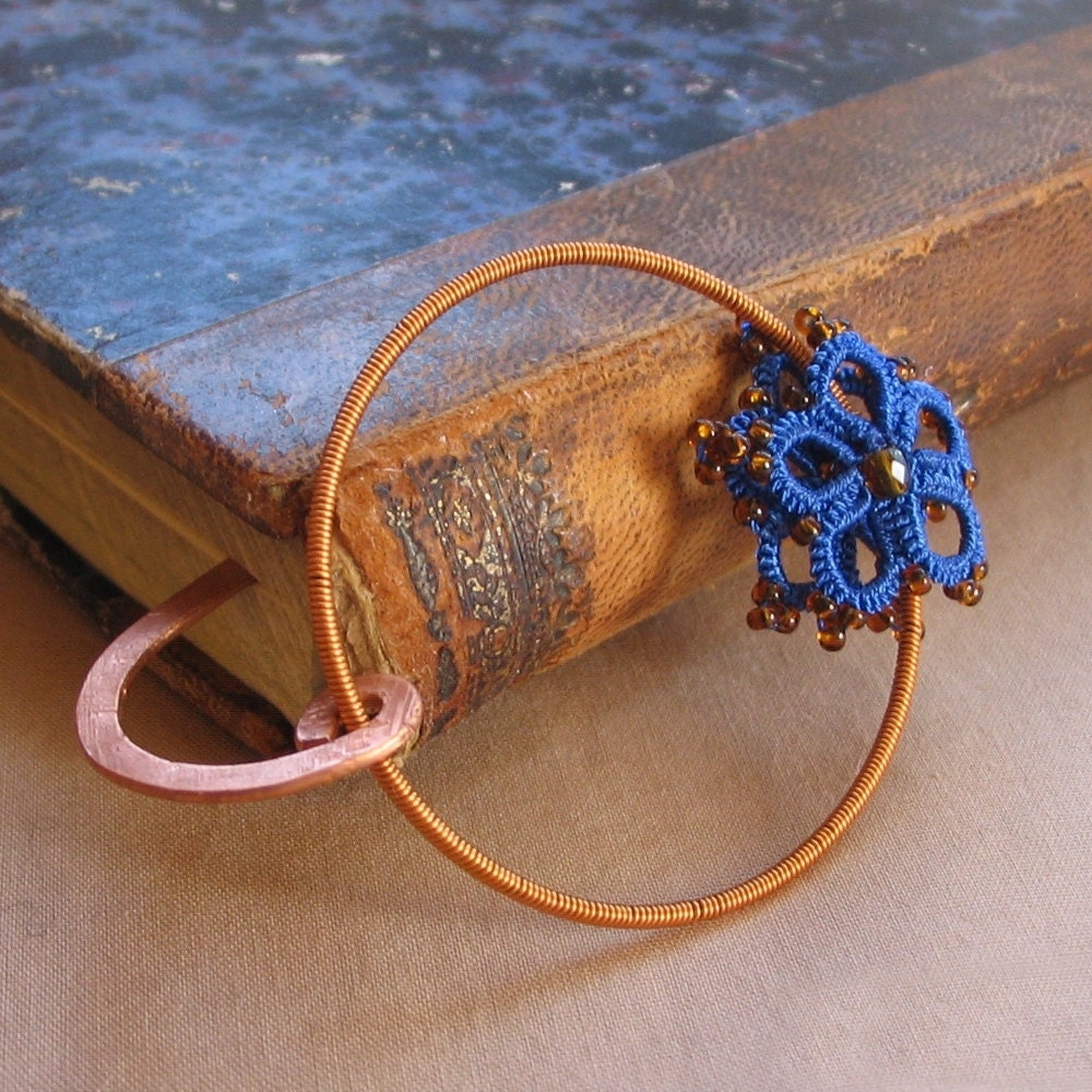Copper wire wrapped bookmark with Tatted lace flower - indigo thread and brown beads - LandOfLaces