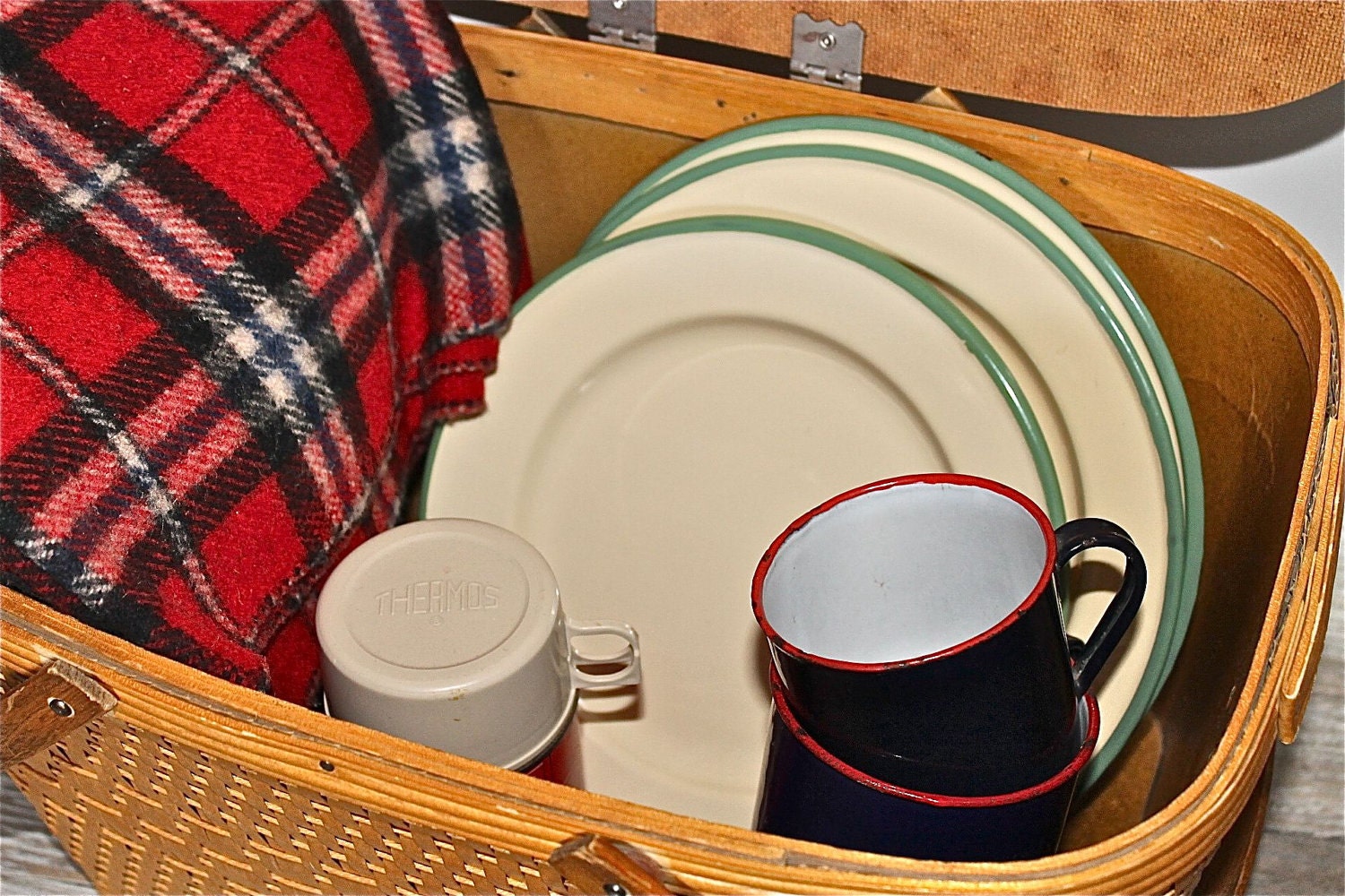 Vintage woven picnic basket