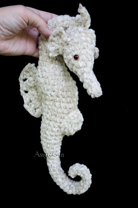 Shy the Seahorse Crochet  PDF Pattern Amigurumi