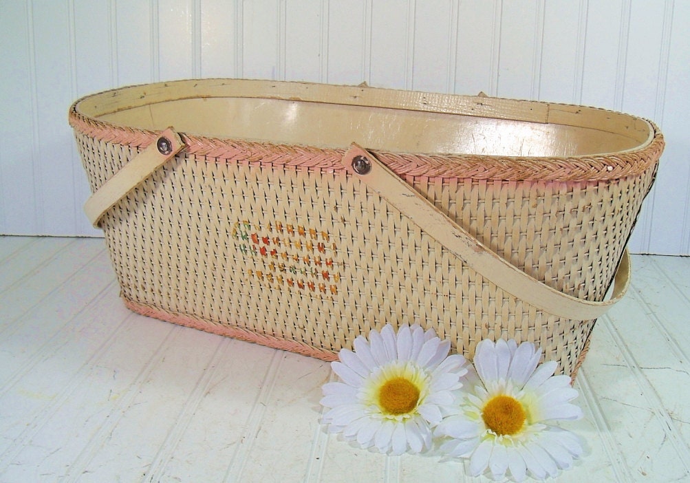 Ivory Wicker and Wood Baby Basket - Vintage Original Chippy Paint - Ready for Repurposing