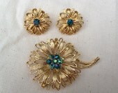 Vintage Lisner Brooch and Earring set Gold Flowers and Rhinestones