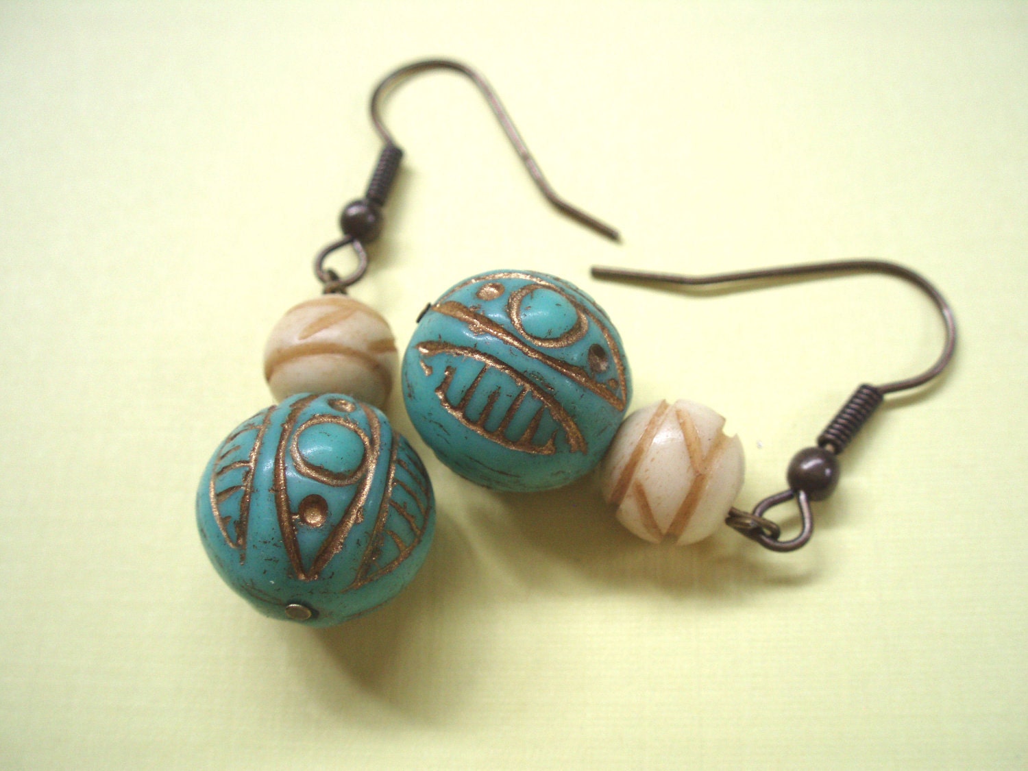 Baadah - beaded earrings