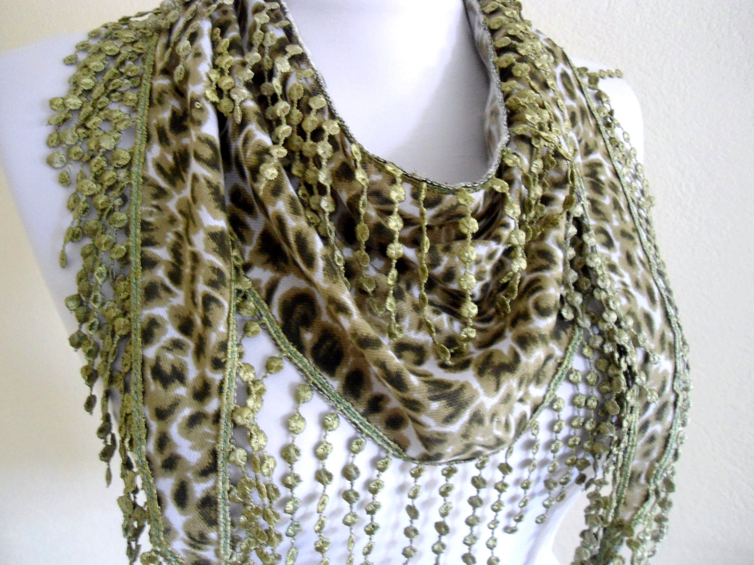 Traditional Turkish-style, Necklace scarves,Headband, scarf, gift, winter trends, fashion, 2012, Special Fashion, spring celebration