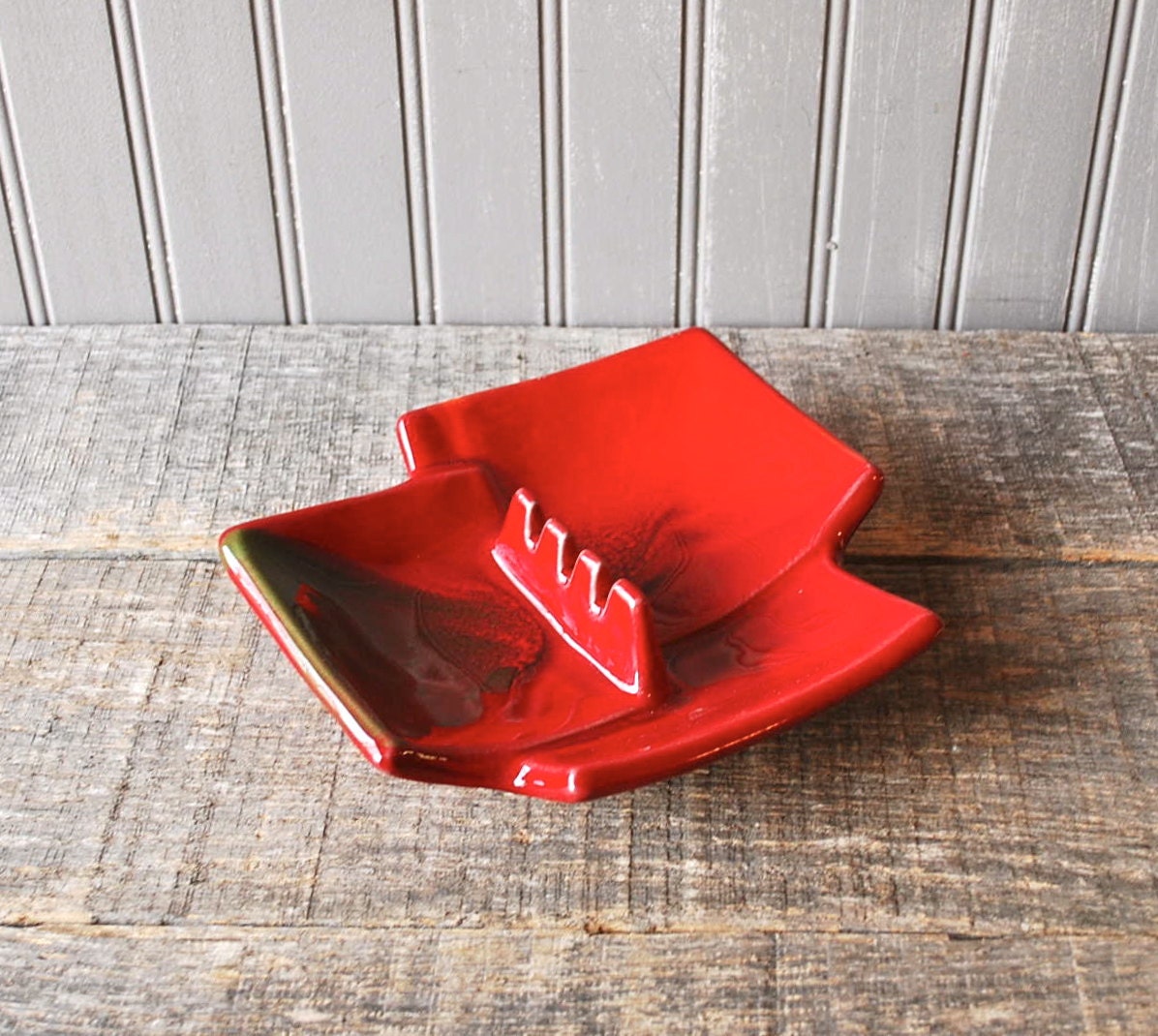 Art Deco ashtray, circa 1931