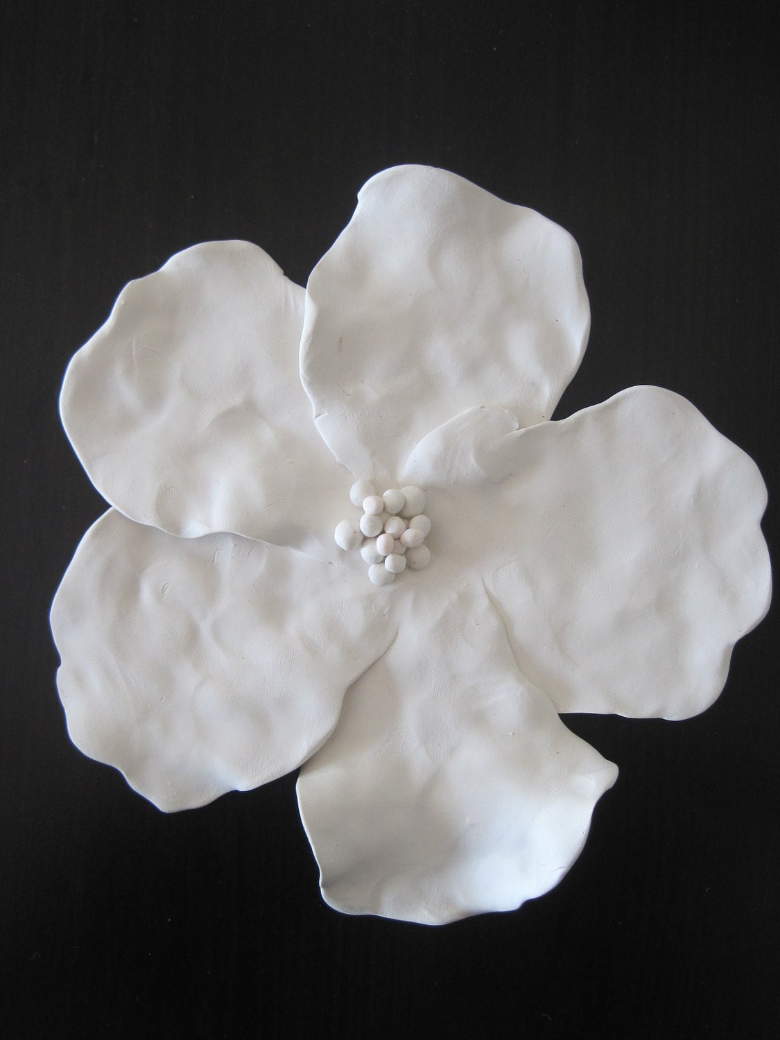 Purity - Set of 5 large sculpted pansy flowers for wall installation, wall hanging