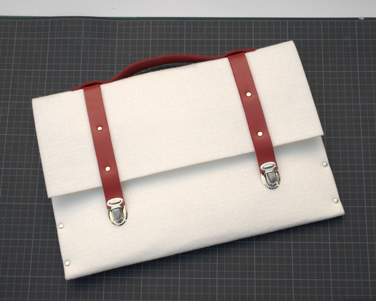 SUMMER SALE 50% 13 MacBook Air or Pro briefcase case bag white felt with red leather straps and handle made by SleeWay