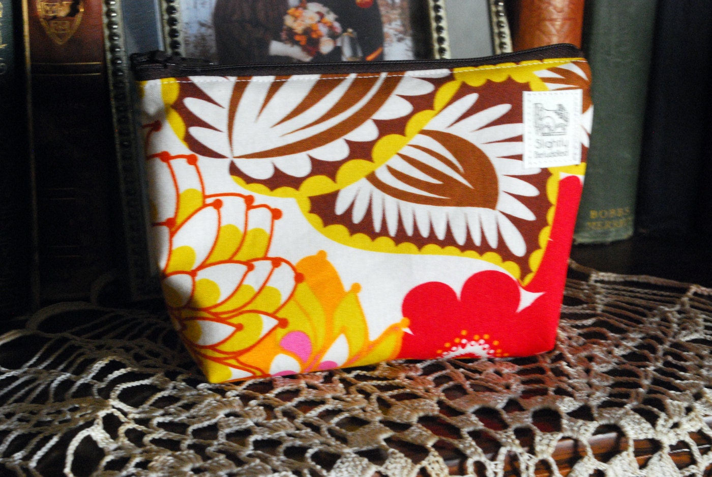 Small makup pouch  for all your little necessities