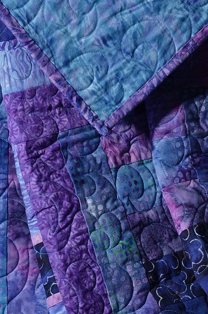 APRIL Lap Quilt