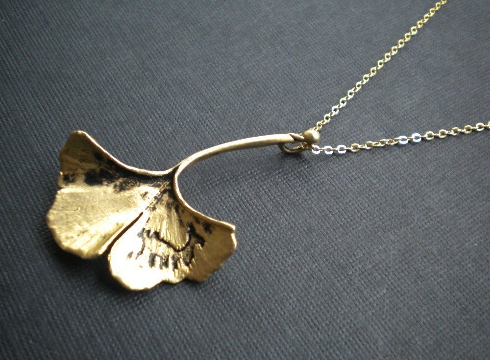 Gold Ginkgo Leaf Pendant Necklace