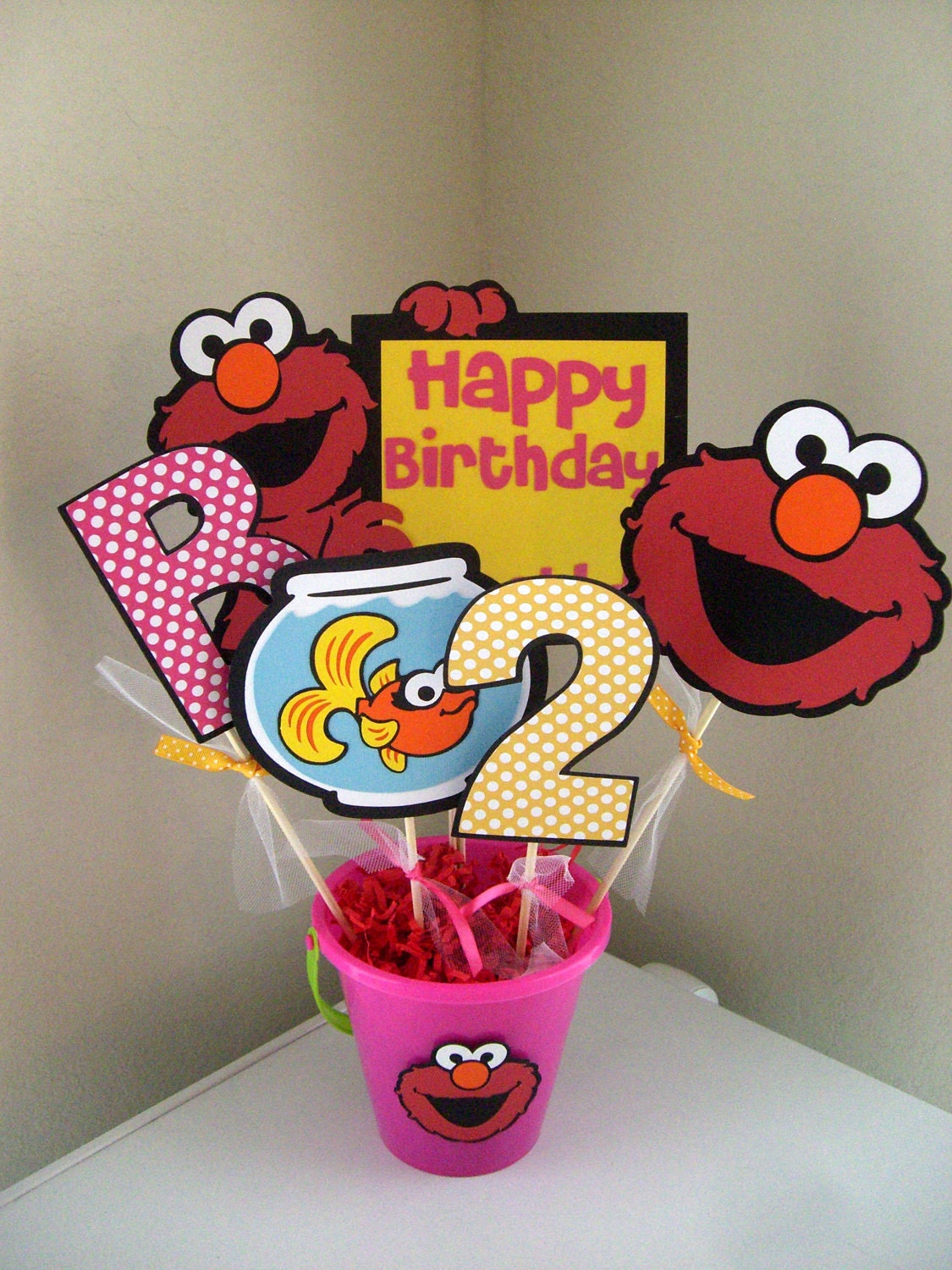 Elmo Centerpiece - Pick Your Colors