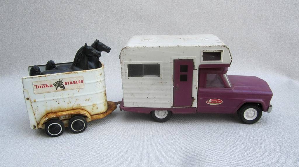 Purple Tonka Jeep Camper and Tonka Stables Horse Trailer With Black Horses