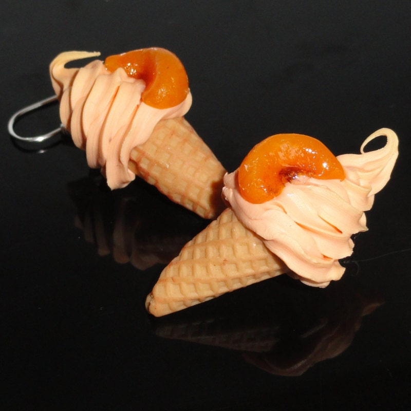 Ice cream with peach - earrings - Zjakazumi