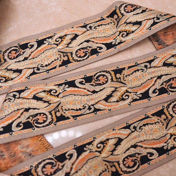 SALE-- Paisley Swirl Jacquard Trim Ribbon Beige navy - 1.7 yards