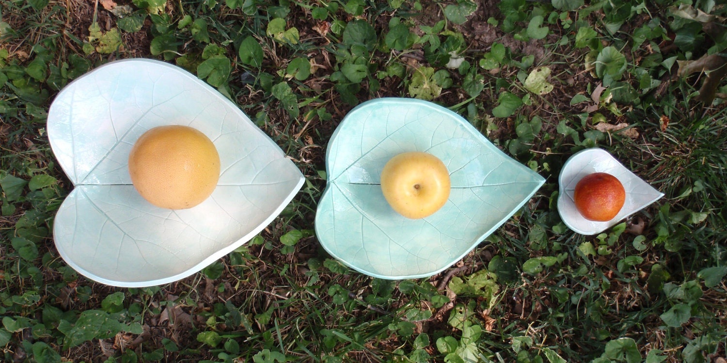 Leaf Impression Nesting Dishes - Set of 3 - Mint Greens