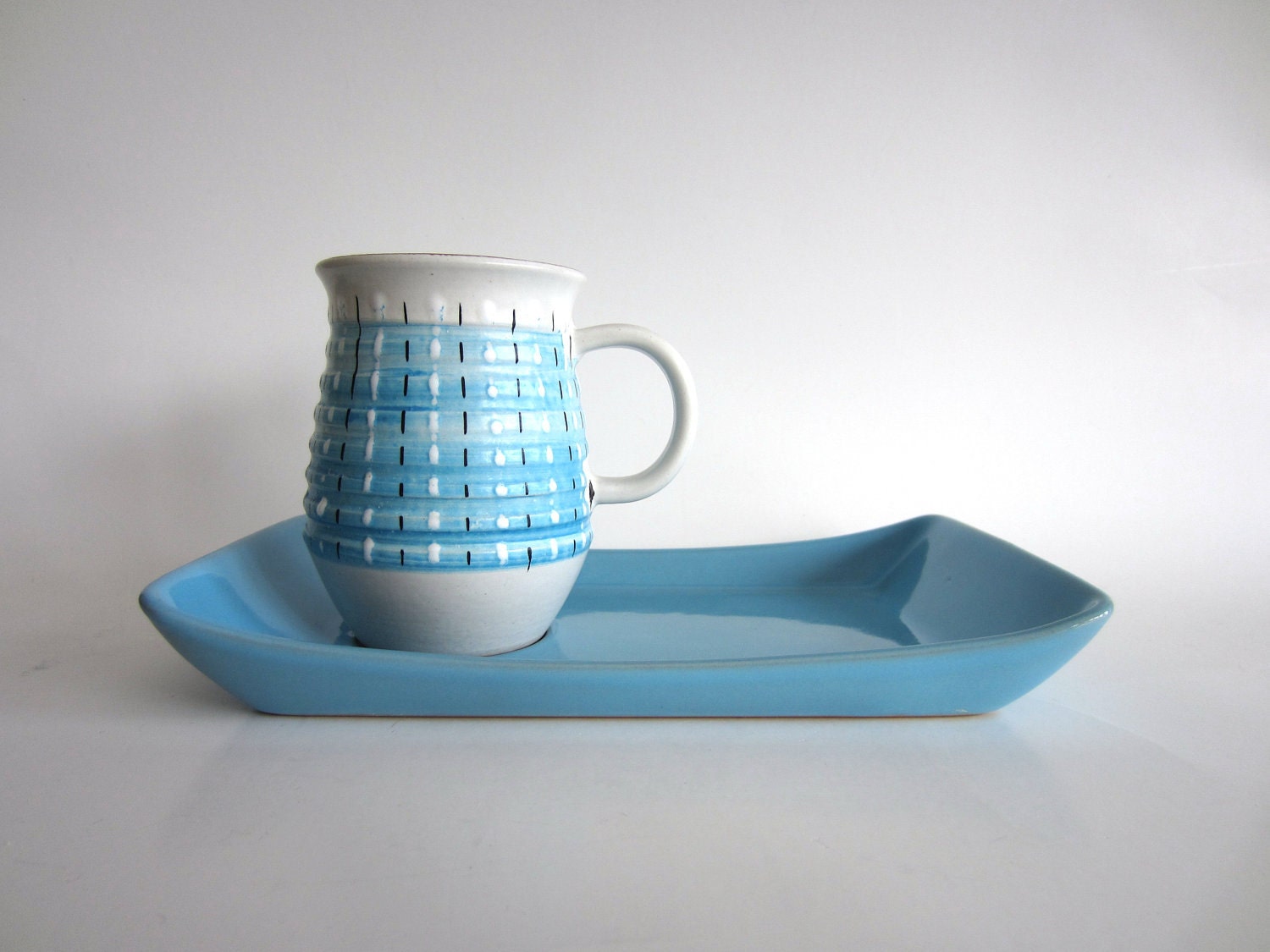 Bourne Denby Burlington Mug Plate Snack Set Turquoise Blue White Rare Mid Century English Stoneware