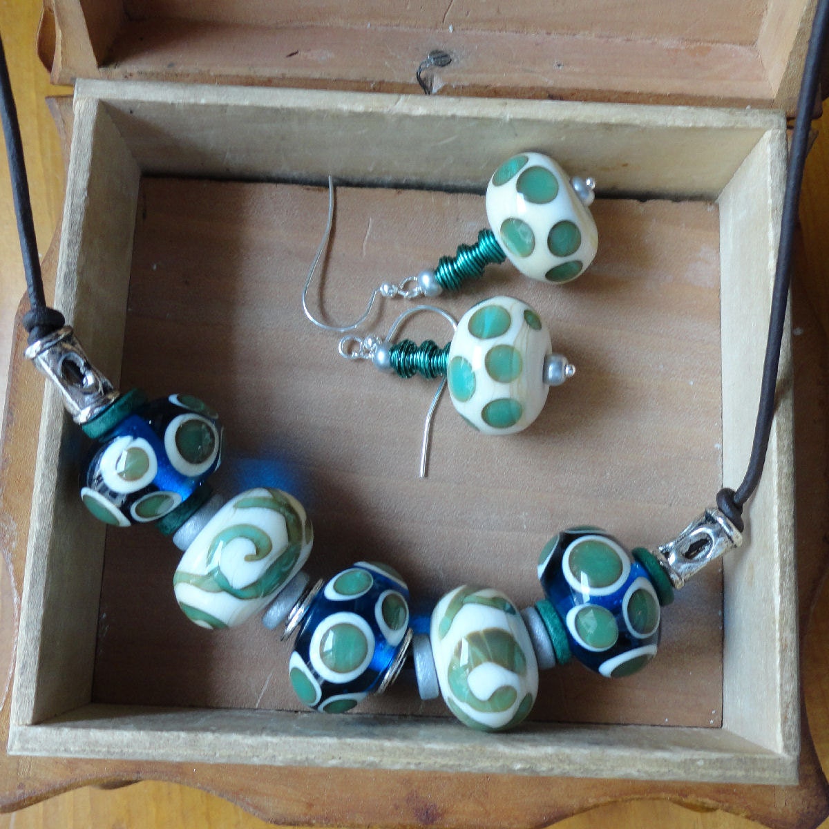 Handmade Artisan Lampwork Limpid Necklace