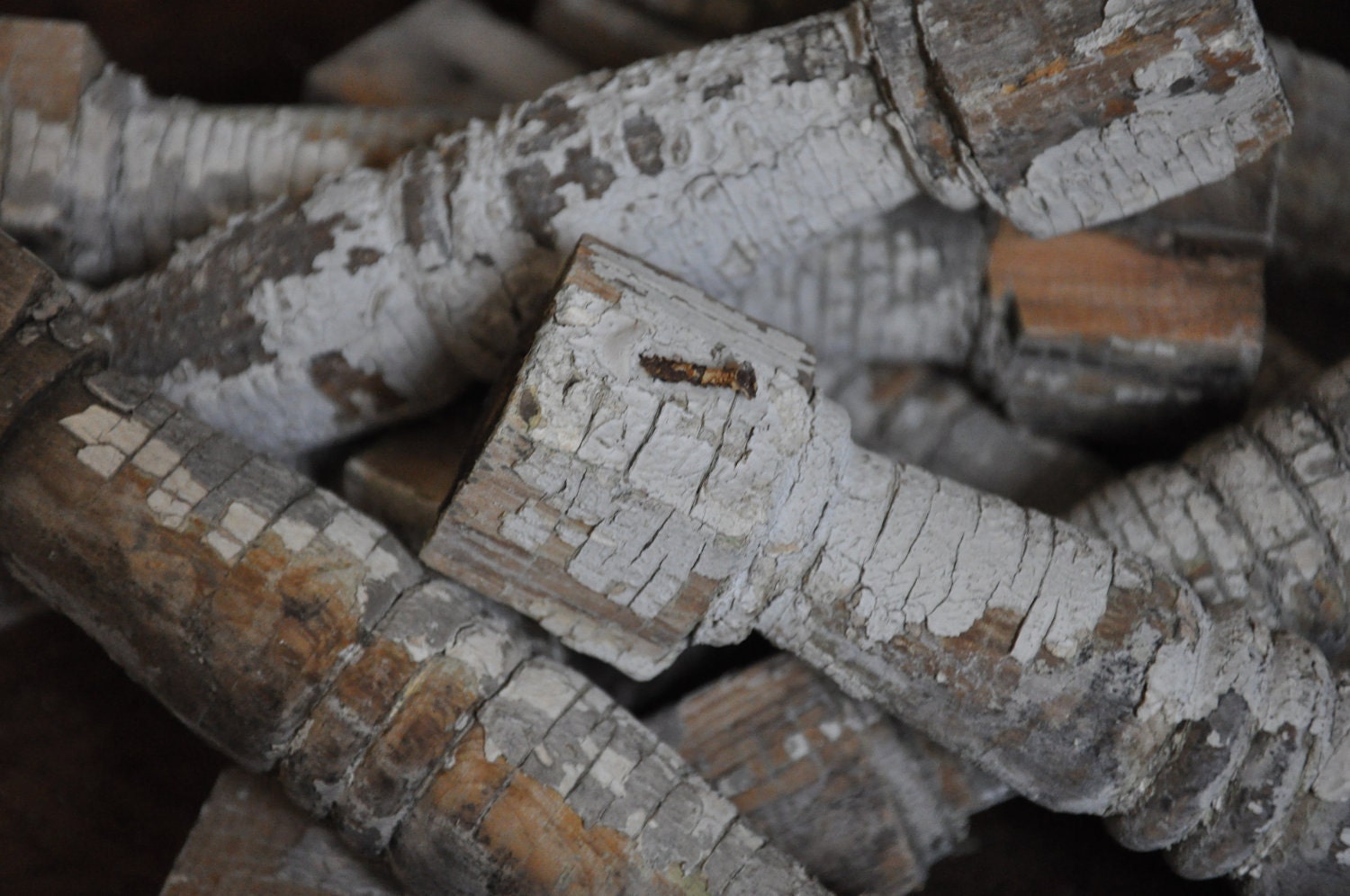 Plenty Chippy Vintage Wooden Spindle Column - 2 Per Order