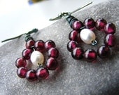 Garnet hoop Cluster gemstones,Fine jewelry,dangle earrings,beadwork drop earrings, sterling silver,briolette,wire wraped,freshwater pearl