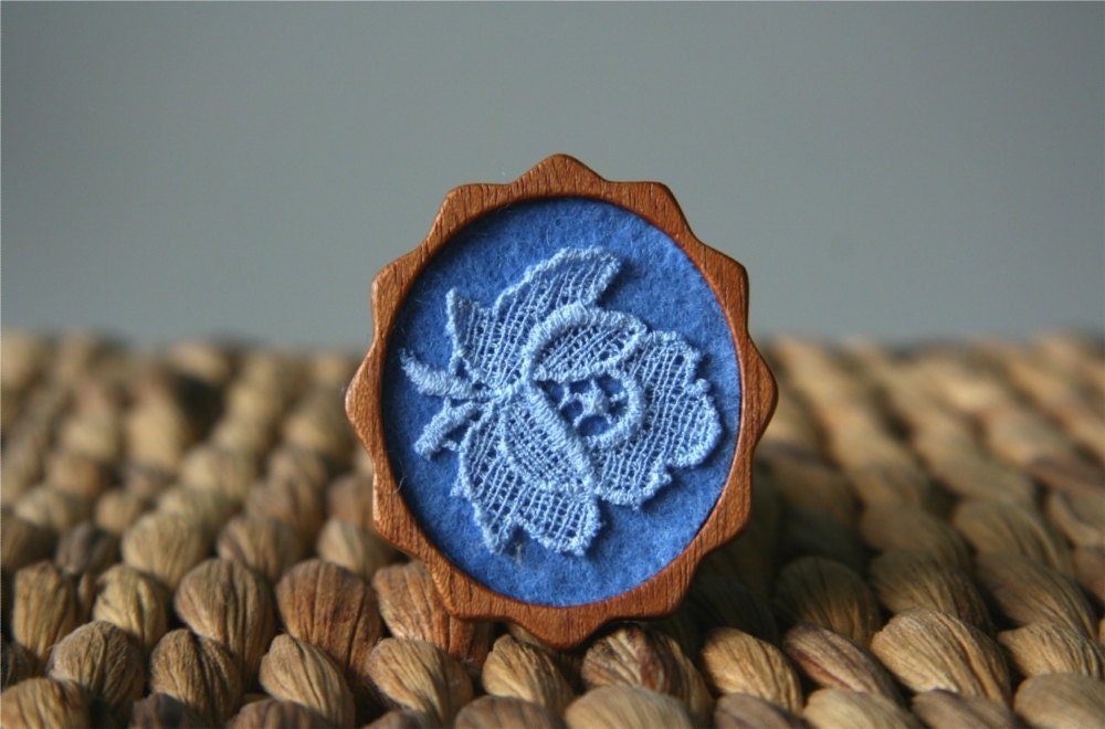 Blue Lace Vintage Flower on Blue Felt Wooden Brooch, Lace and Mahogany Series