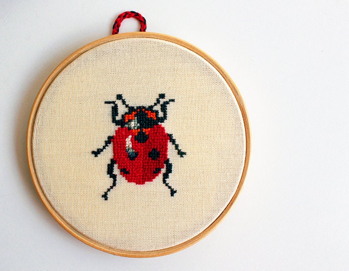 Hand embroidered hoop. Bugs or beetles. Small craft collection. Set of 3 hoops. Made to order