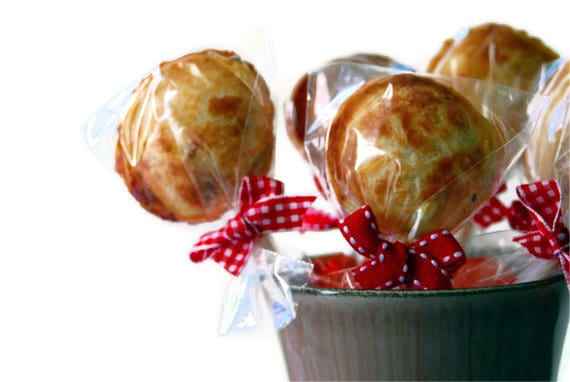 Apple Pie Pops (12), unique wedding favor, rustic with hometown charm, 4th of July