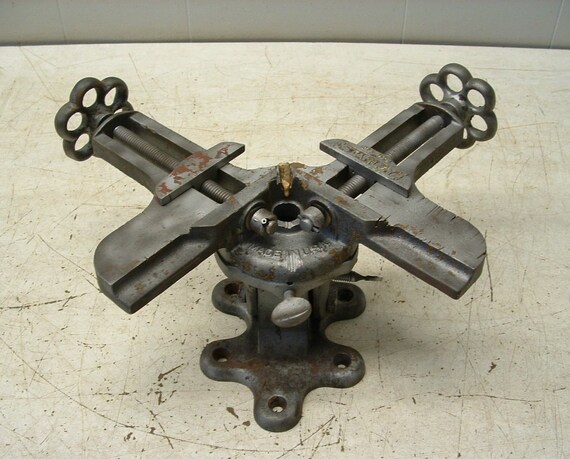 Vintage Stanley No. 400 Picture Frame Miter by beneaththerust