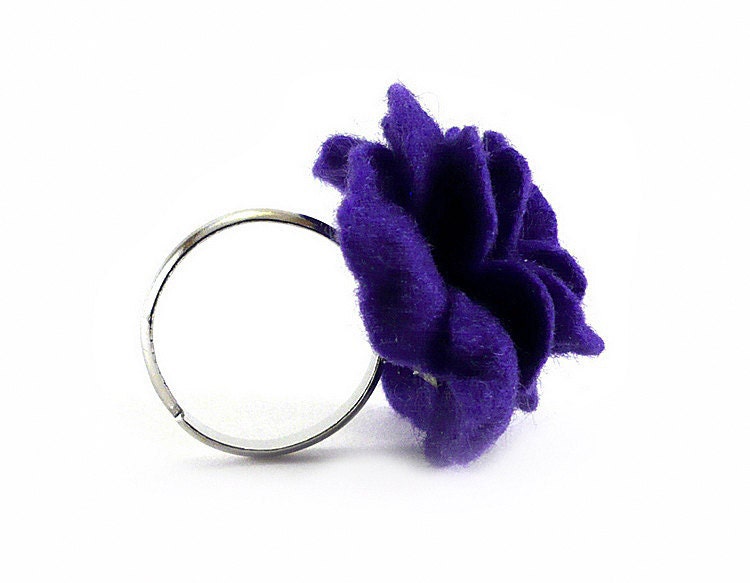 Felt Ring - Dark Blue Rose