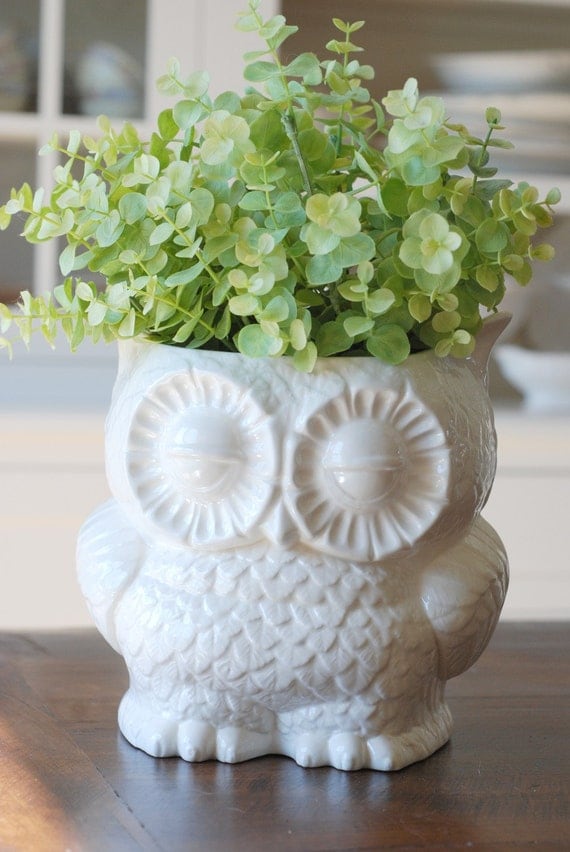 handmade modern - vintage owl planters (medium size)