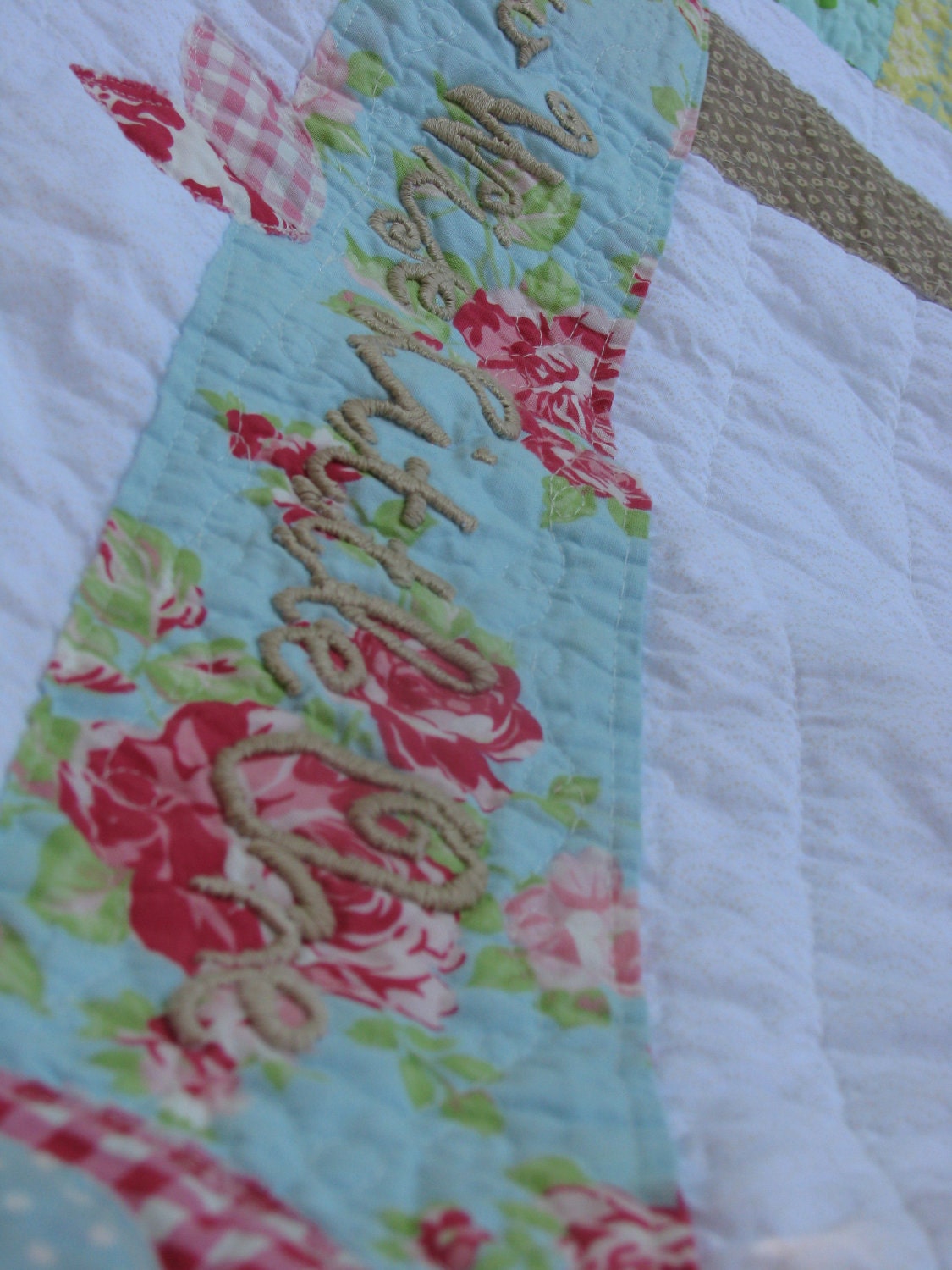 Woodland Owl baby quilt cotton in pink, blue, yellow, red, white, green, Darla Fabrics by Tanya Whelan