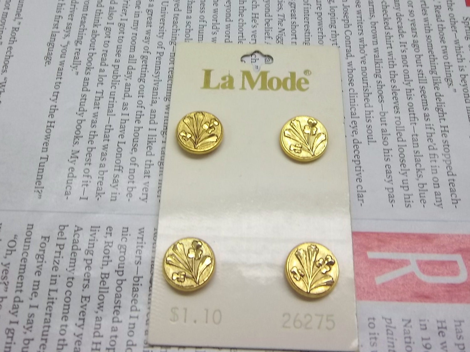 Buttons Vintage Gold Metallic With Flower Design Set Of 4