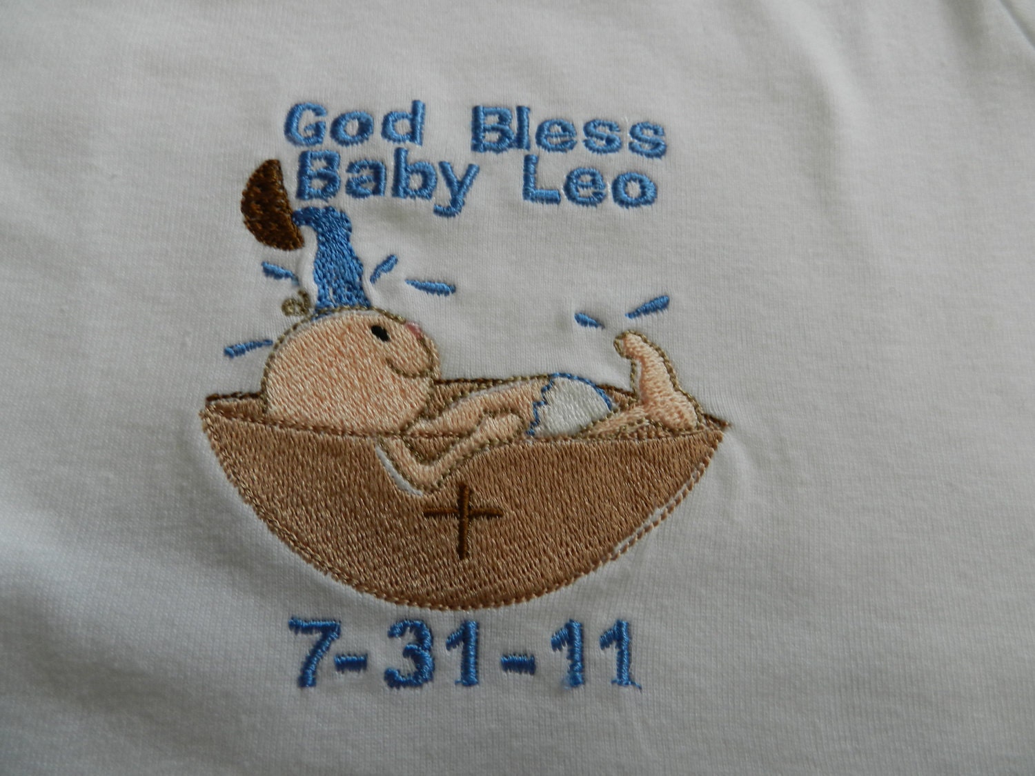 2 Piece Christening - Baptism Set of for baby boy or baby girl inclues 1 Onesie & 1 Bib - Onesie sizes newborn to 24 months