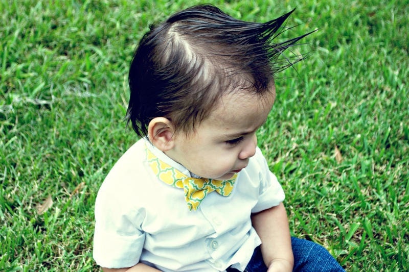 Yellow Bow Tie -- Yellow Bowtie -- Boys Bow Tie in Yellow and White Dot -- Yellow Dot Tie for Kids -- Yellow Tie for Men
