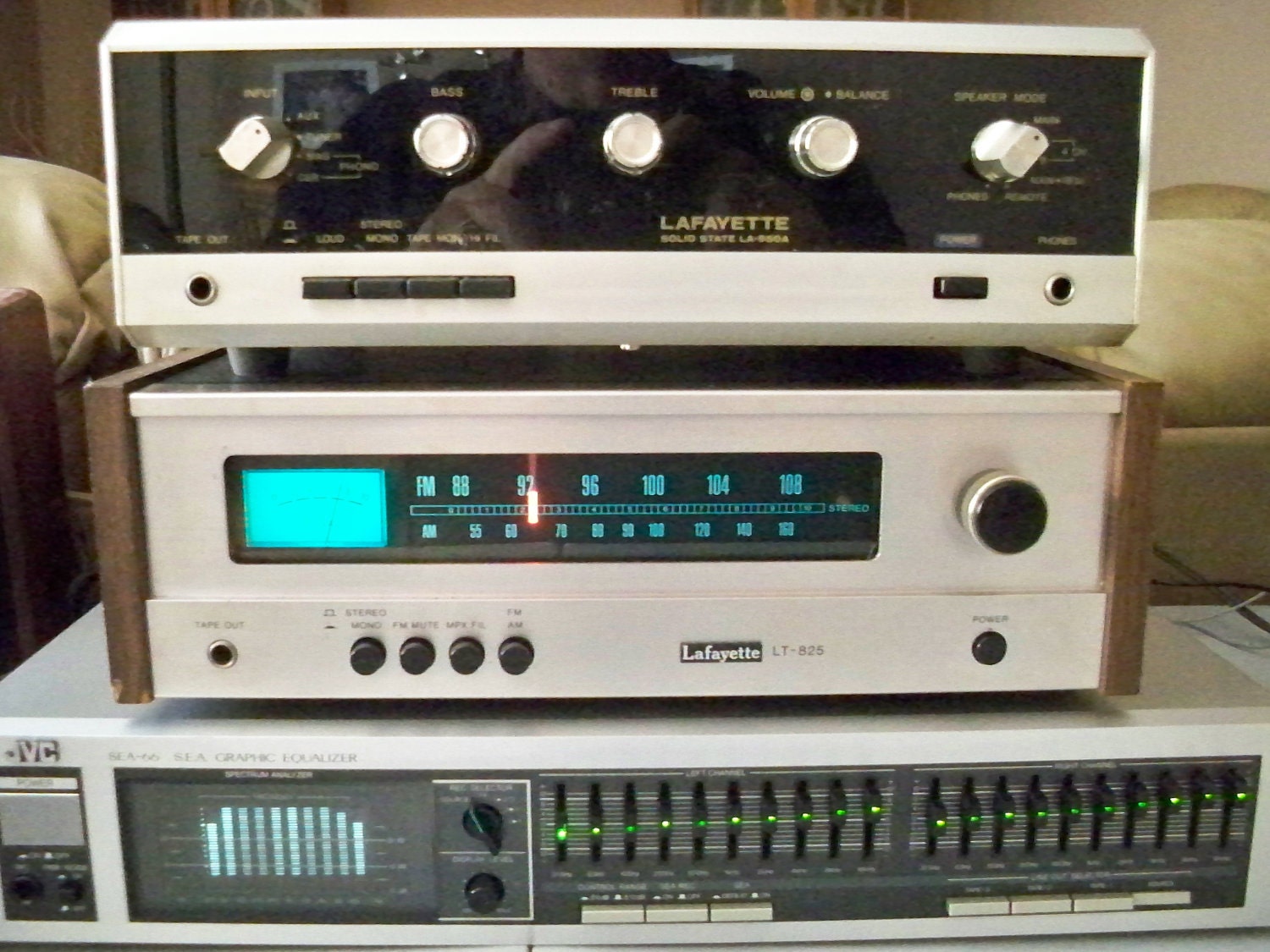 Excellent Vintage 1970's Lafayette LA-950a Amp & LT 825 Tuner Stereo Set - Jerseyshorepickins