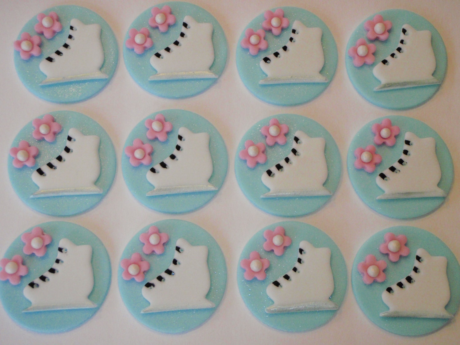Ice Skate Edible Fondant Cupcake Topper Decoration