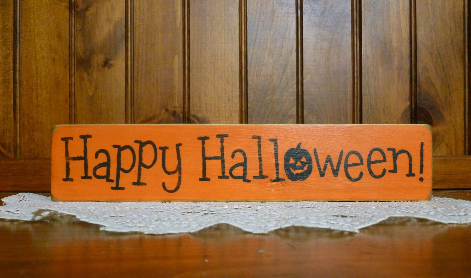 Primitive "Happy Halloween" block sitter sign