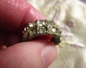 Vintage clear rhinestone pin or brooch in silvertone setting