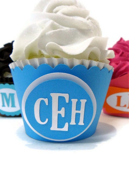 Monogram Cupcake Wrapper Scallop Layered - set of 12 Il_570xn