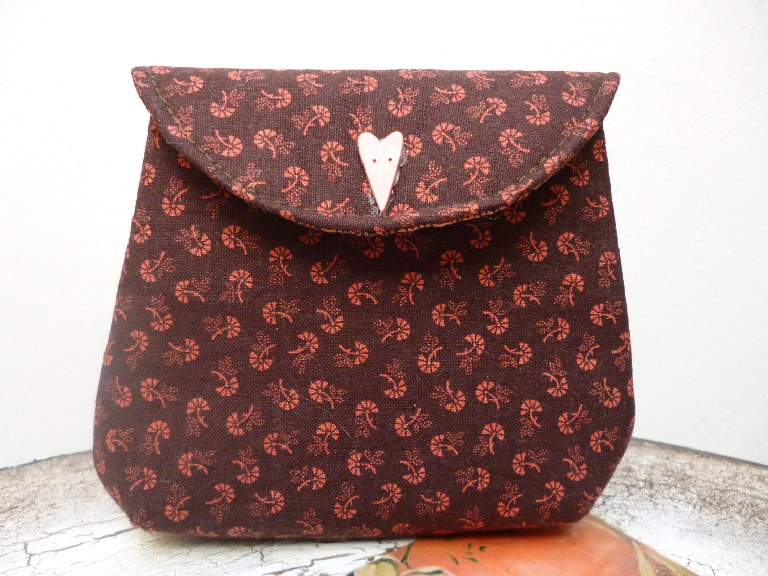 Cotton pouch - Pink flowers on bordeaux background