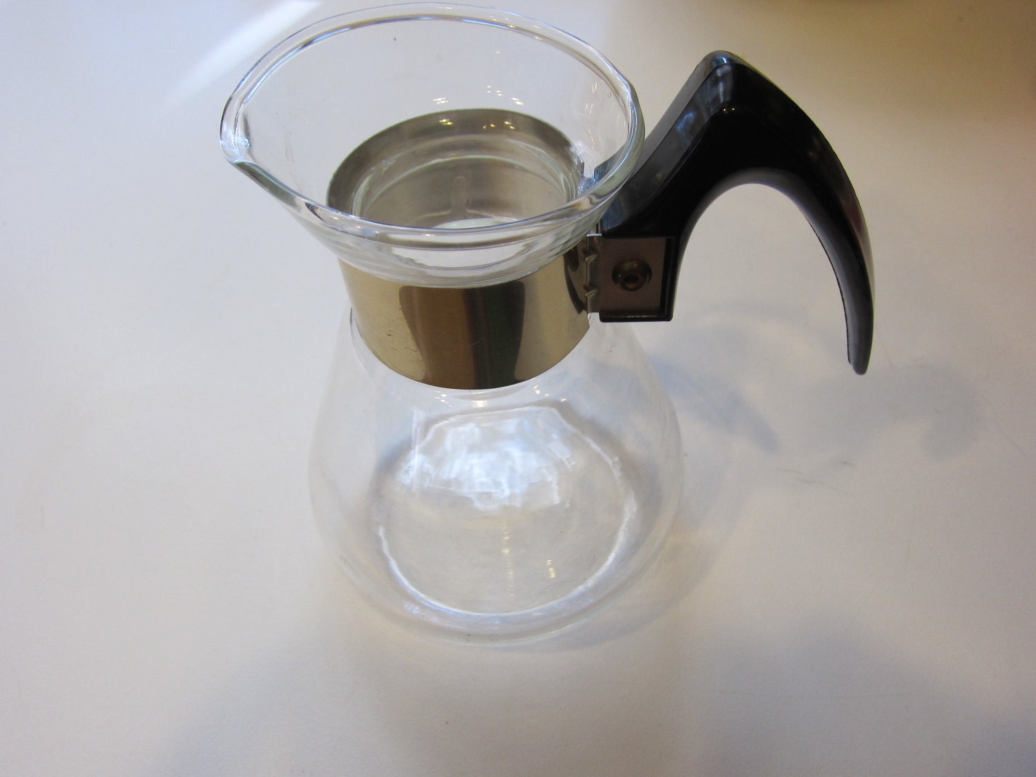 Midcentury Modern 1970s Corning Pyrex-ware Glass 2 Cup Coffee Pot