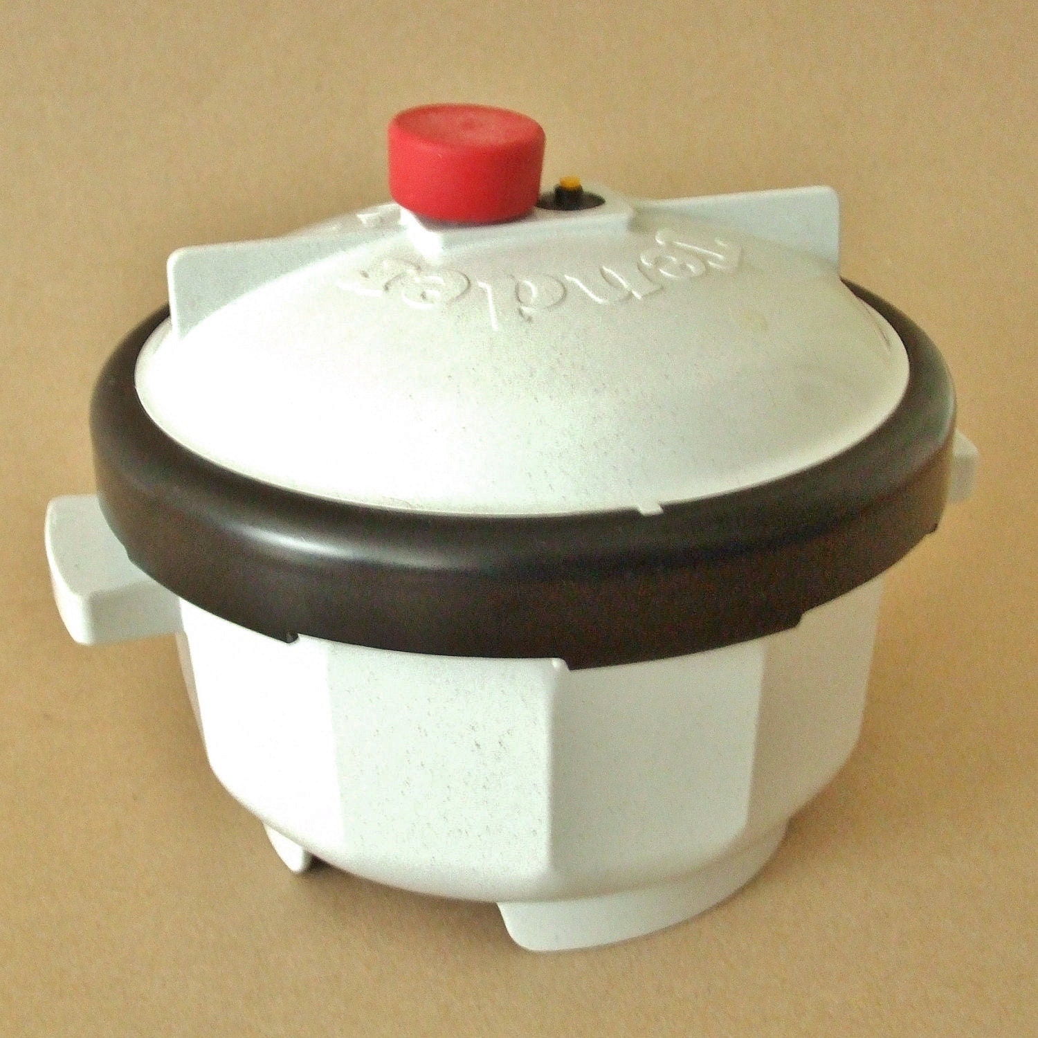 Nordic Ware Tender Cooker Microwave Pressure Cooker Nordicware
