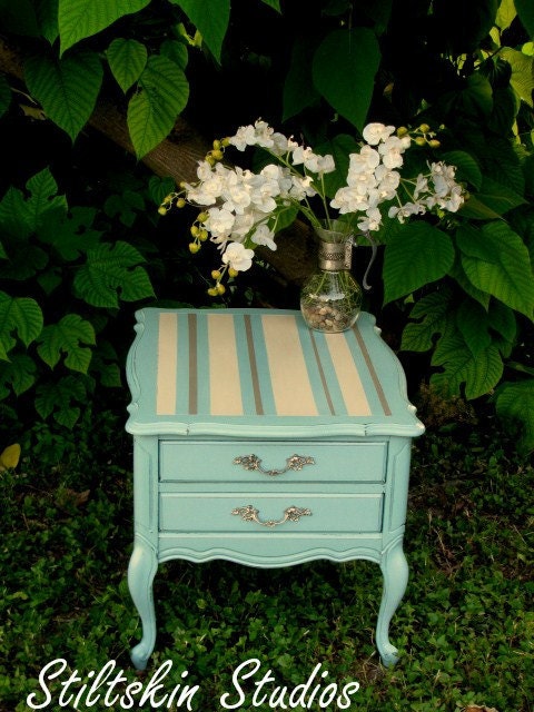 SALE Beachy Coastal Cottage Shabby Side End Table