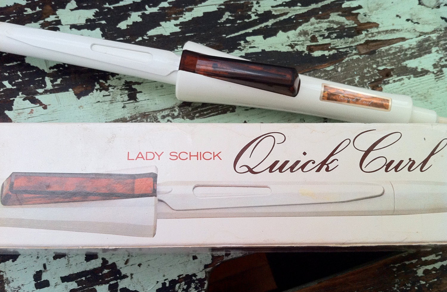 70s Quick Curl Vintage Curling Iron for your Vanity-Works Well, Original Box