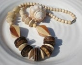 Wood Vintage Necklace Boho Blonde Brown