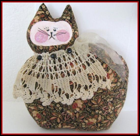 SALE Cat Pillow Doll Soft Sculpture Cloth Doll 7" VINTAGE CROCHET Prim Primitive Handmade Handcrafted CharlotteStyle Decorative Folk Art