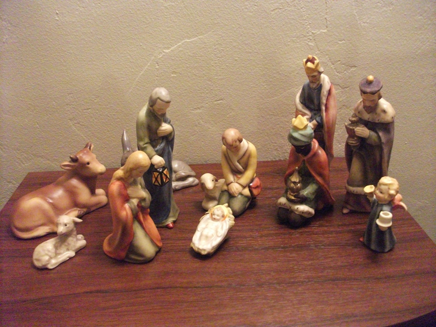 11-Piece Hummel Nativity Scene - HX82