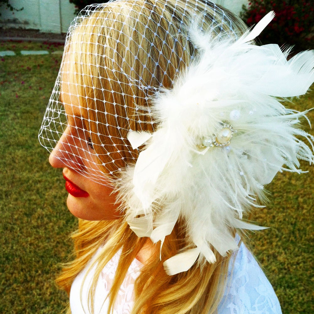 Wedding Bridal Hair Piece White Feathered Comb with Birdcage Netting Vintage