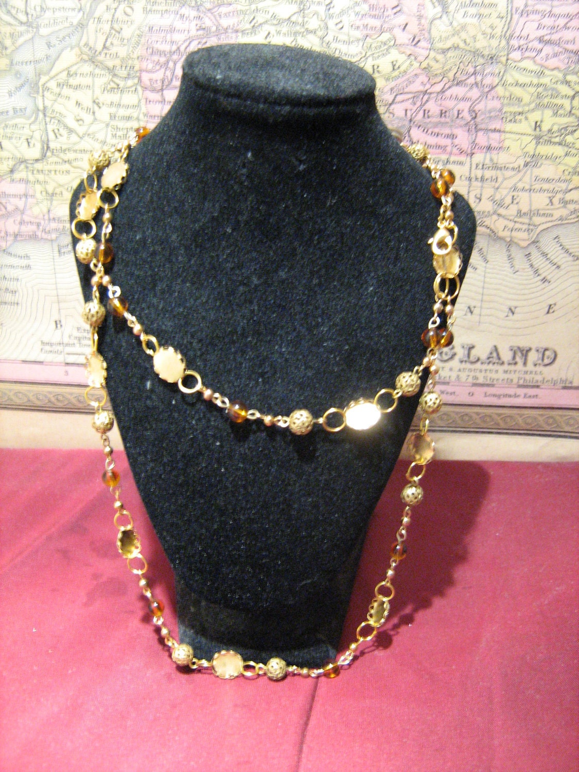 Tudor-type beaded chain in amber  hues