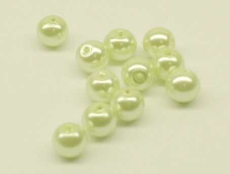 Honeydew satin green 8mm round glass pearl beads for your art or jewelry projects- 25 beads