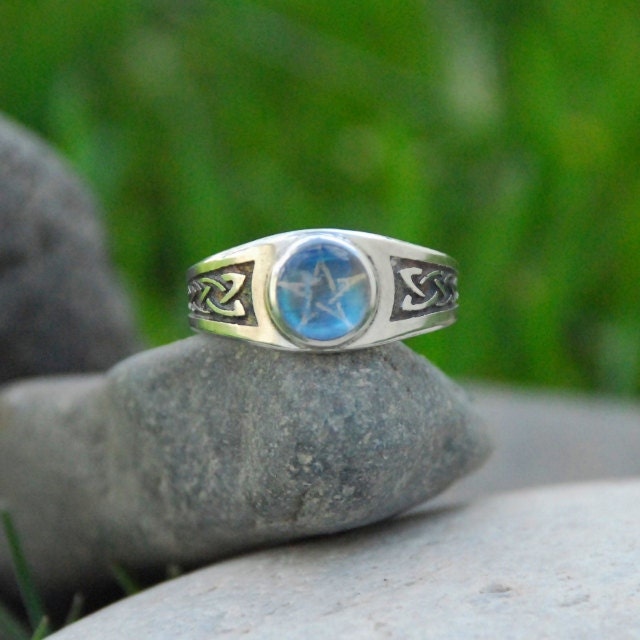 Celtic Rainbow Moonstone Pentacle Knot Work Ring Magic Ring
