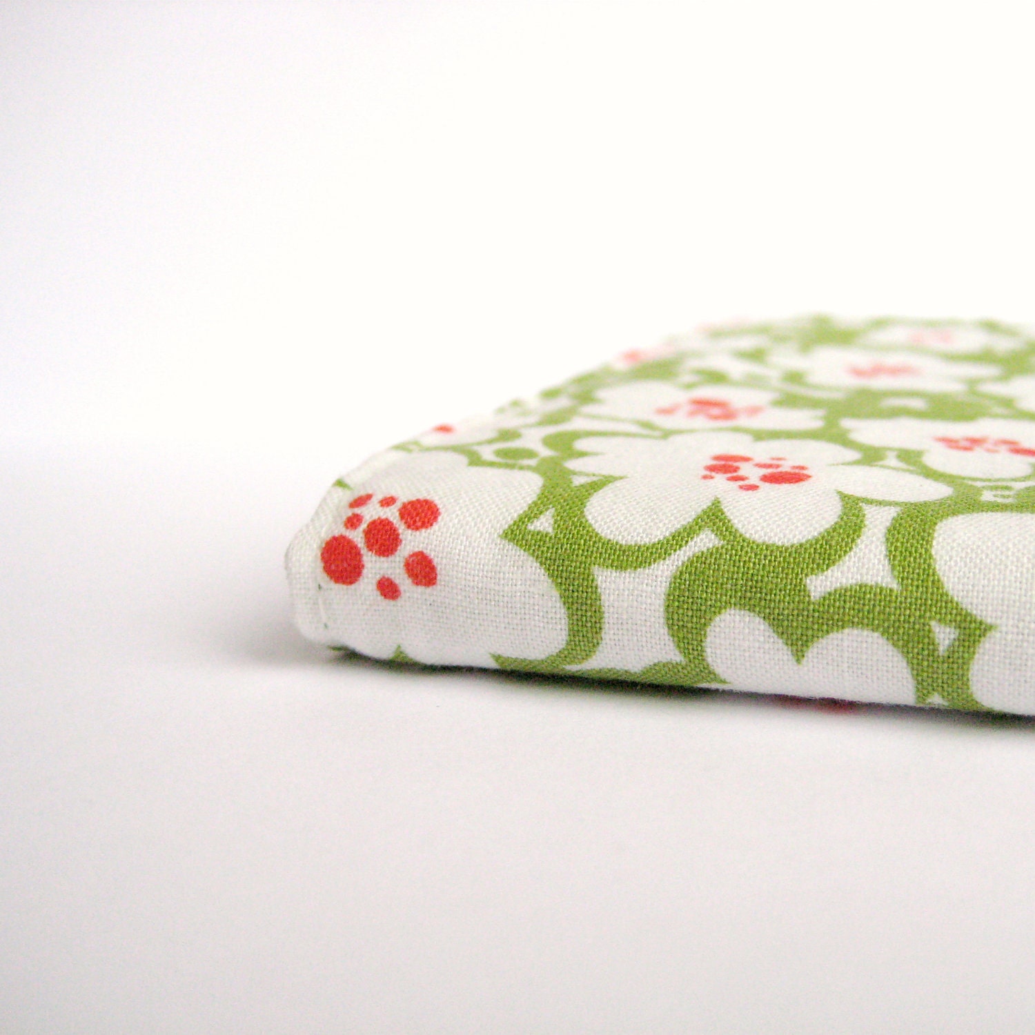 Spring flowers cute 2013 Agenda with handmade fabric cover, refillable A6 2013 diary, fresh green bright red white flower notebook
